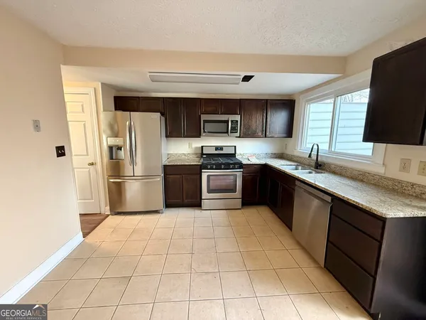 $1,550 | 1220 Kennesaw Trace Court, Kennesaw, GA 30144