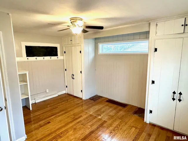 $147,000 | 1660 Elmwood Street, Jacksonville, IL 62650