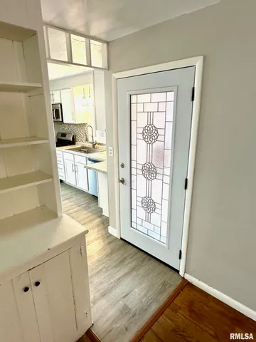 $147,000 | 1660 Elmwood Street, Jacksonville, IL 62650