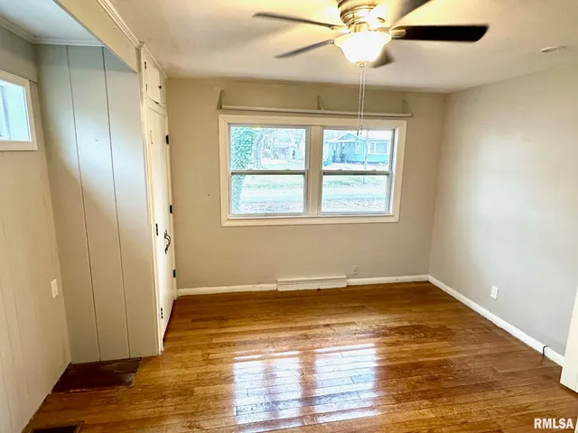 $147,000 | 1660 Elmwood Street, Jacksonville, IL 62650