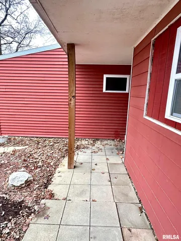 $147,000 | 1660 Elmwood Street, Jacksonville, IL 62650