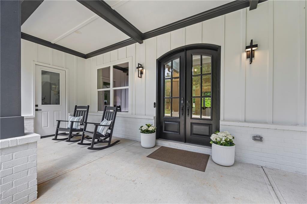 126 Elmwood Road Hoschton, GA 30548 - Photo 3 of 53