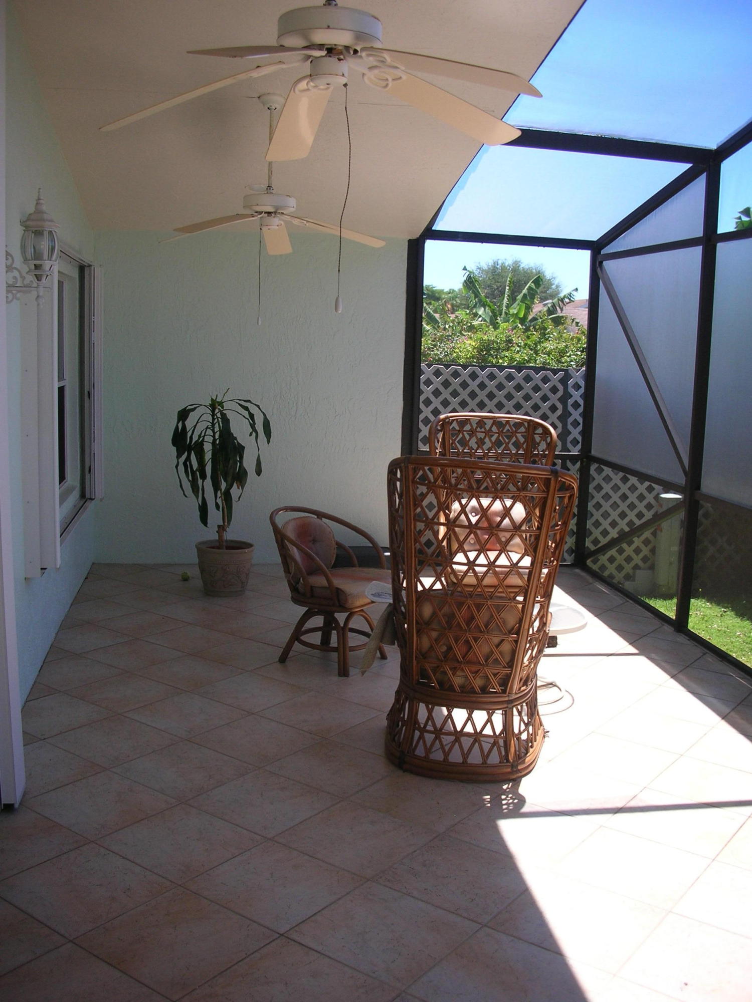 8886 Thames River Drive Boca Raton, FL 33433 - Photo 12 of 24 2nd Screened Patio