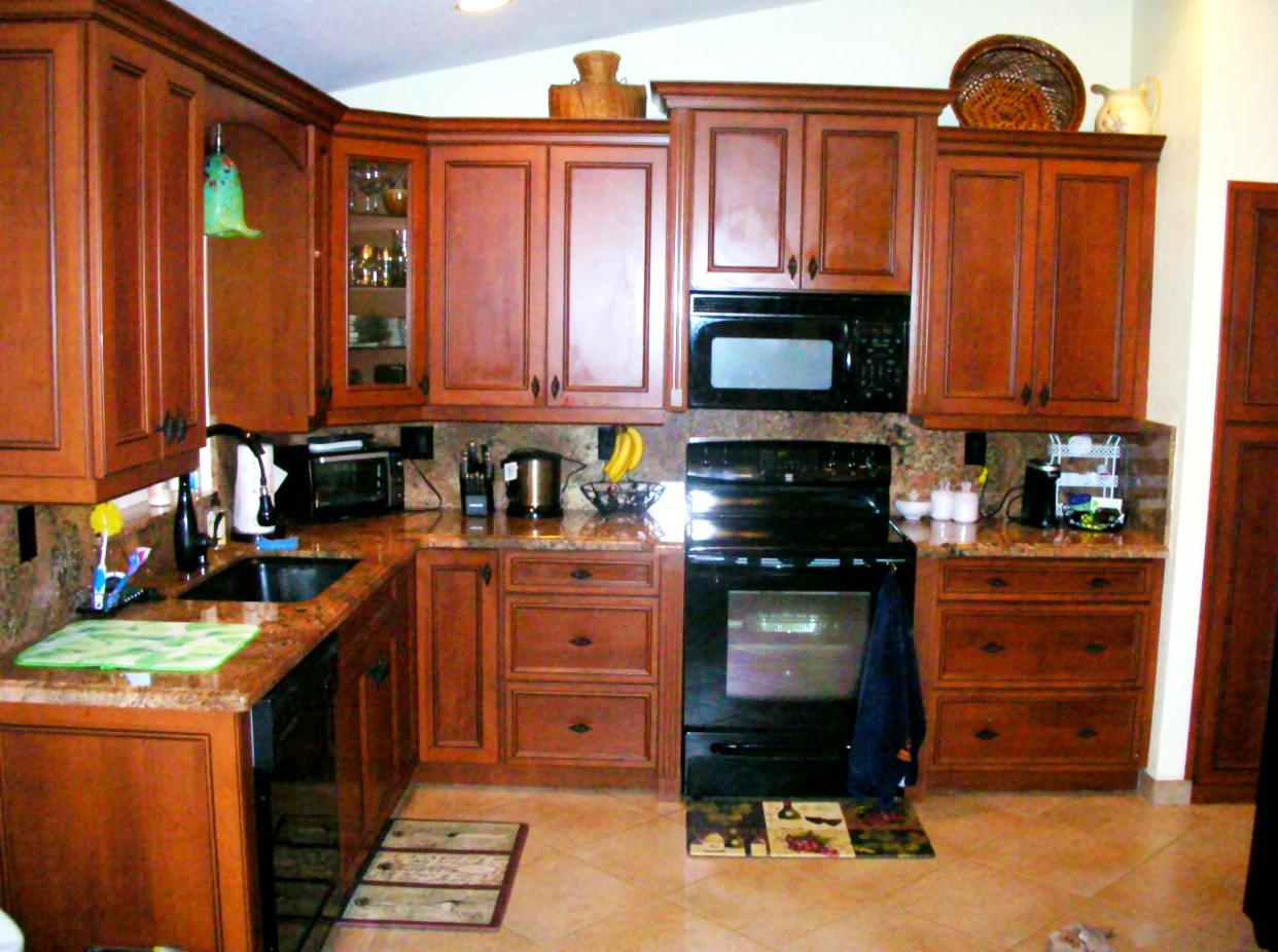 8886 Thames River Drive Boca Raton, FL 33433 - Photo 9 of 24 Kitchen