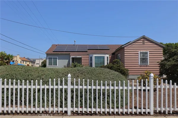 $799,000 | 803 East La Palma Drive, Inglewood, CA 90301
