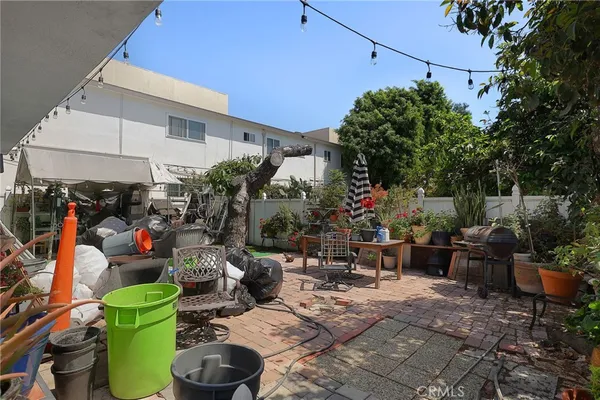 $799,000 | 803 East La Palma Drive, Inglewood, CA 90301