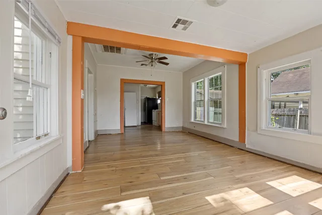 a view of an entryway of a house