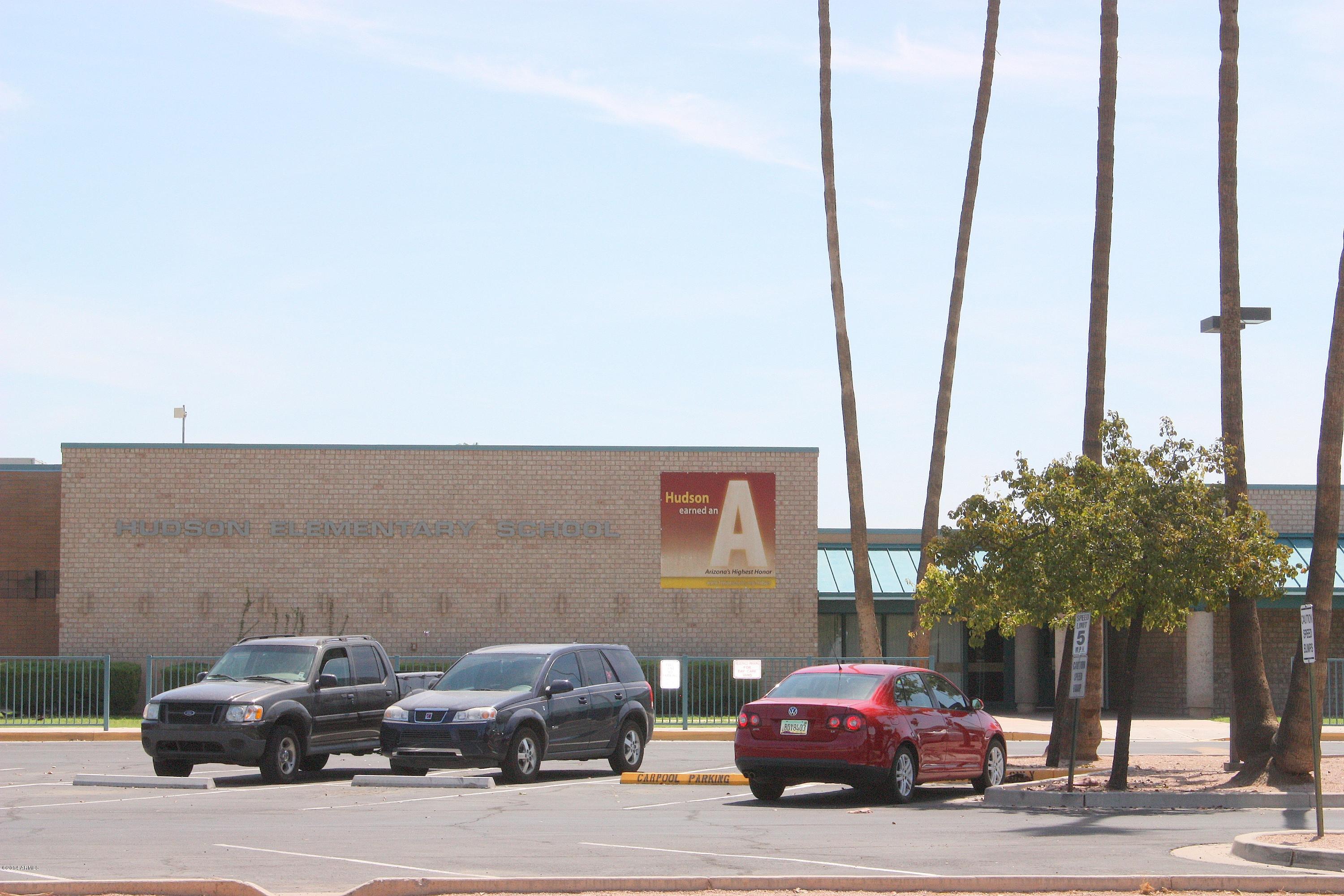 3503 South Terrace Road Tempe, AZ 85282 - Photo 36 of 41 36 Hudson 2