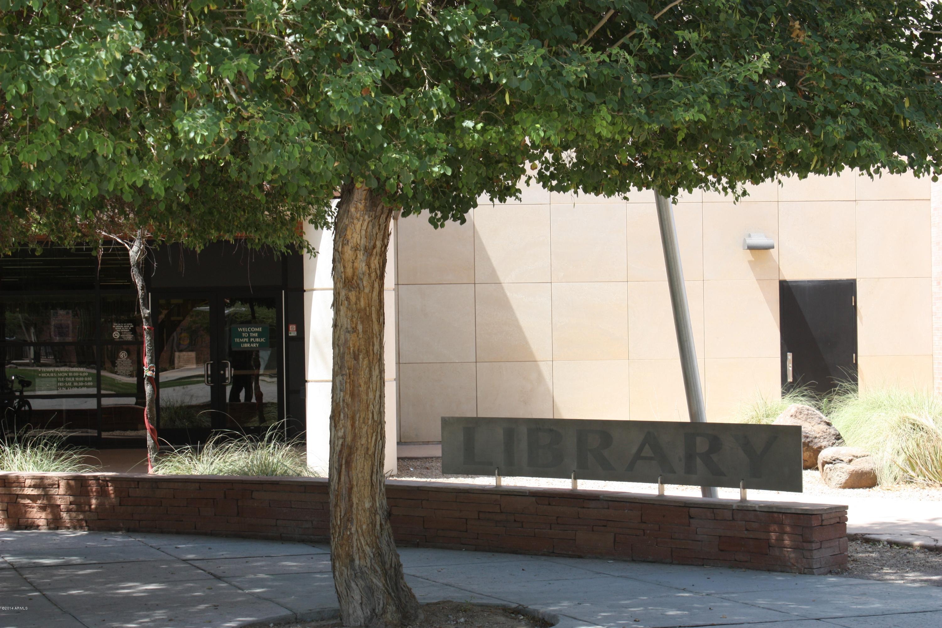 3503 South Terrace Road Tempe, AZ 85282 - Photo 37 of 41 37 Library 1
