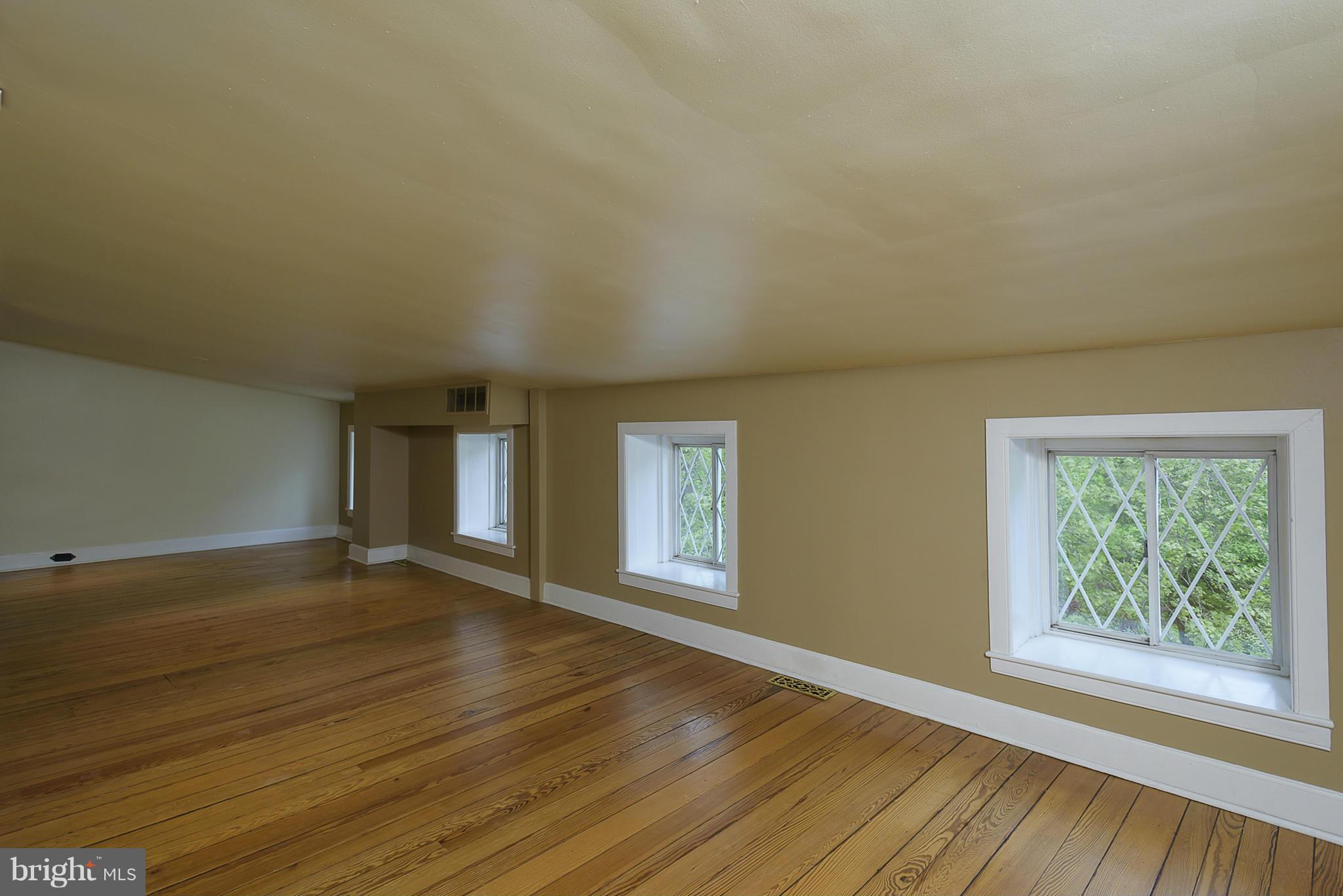 2407 Pickwick Road Baltimore, MD 21207 - Photo 23 of 30 Bedroom