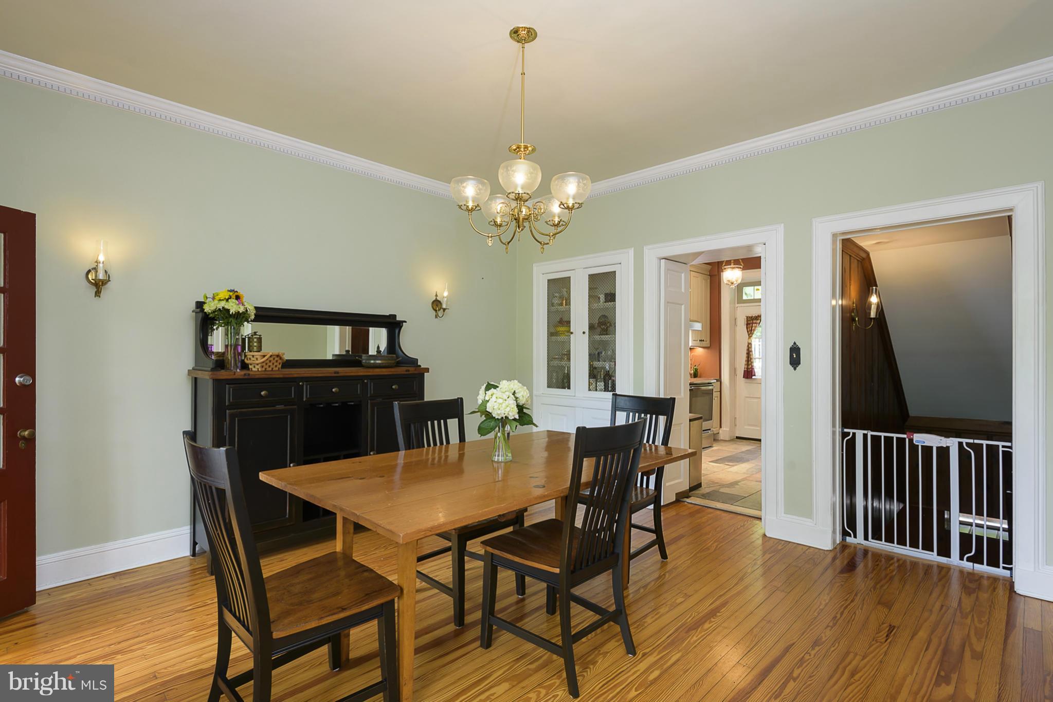 2407 Pickwick Road Baltimore, MD 21207 - Photo 7 of 30 Dining Room