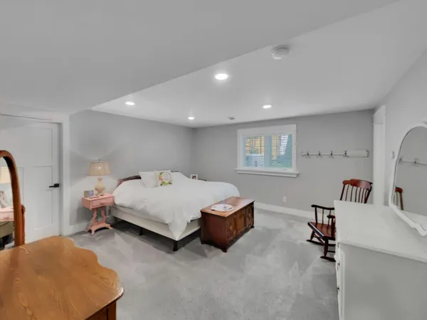 $935,000 | 133 East Hanover Street, Pentwater, MI 49449