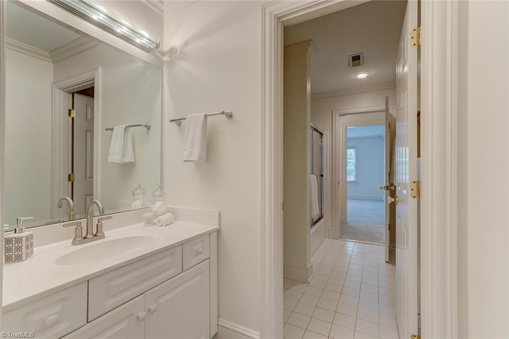 710 Dover Road Greensboro, NC 27408 - Photo 28 of 35 Gallery Image 28