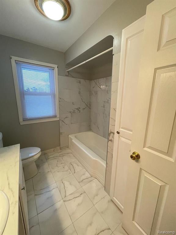 14067 Trenton Road Southgate, MI 48195 - Photo 13 of 23