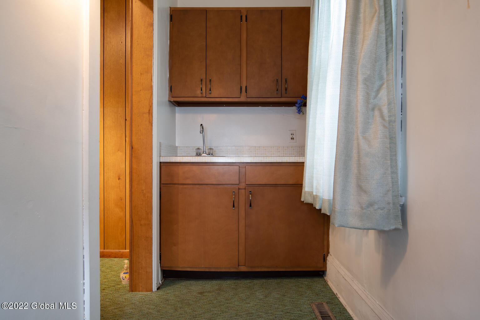 457 Troy Schenectady Road Colonie, NY 12110 - Photo 15 of 31 457.sink