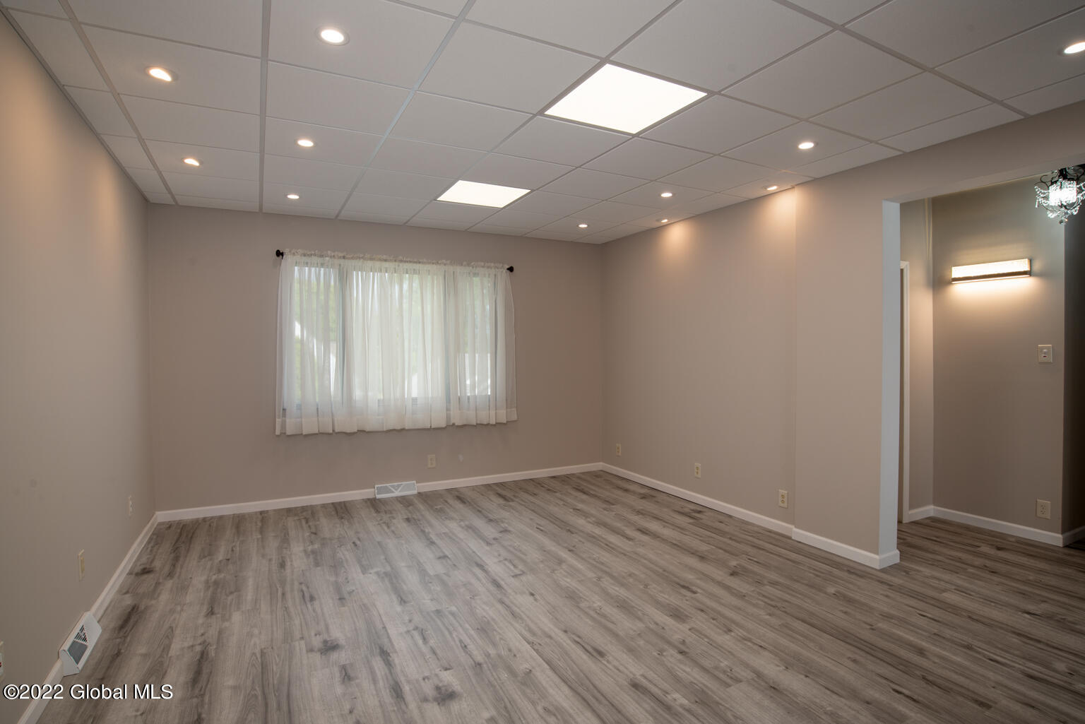 457 Troy Schenectady Road Colonie, NY 12110 - Photo 8 of 31 1st Floor