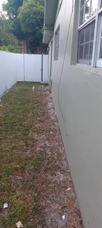 $1,350 | 1340 North Drive, Miami, FL 33179