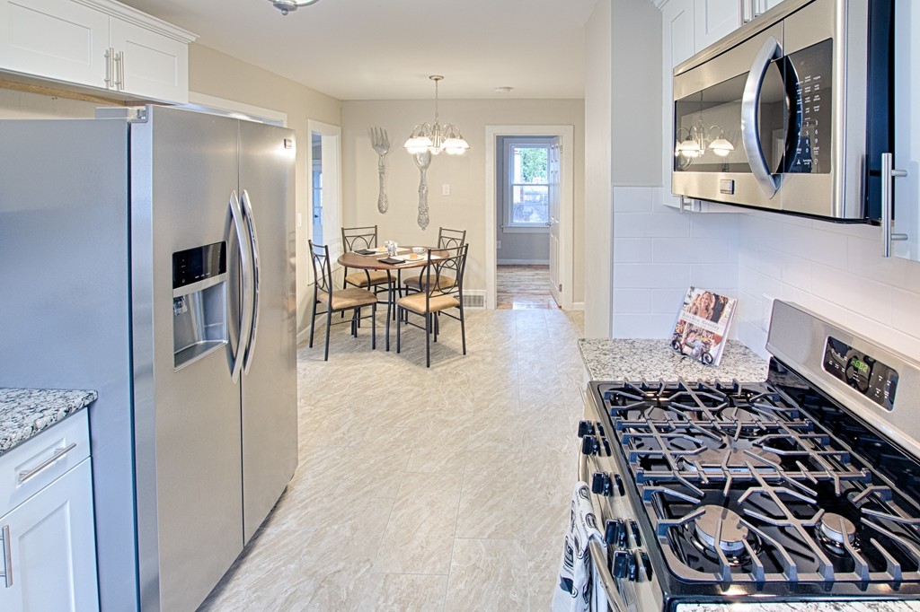 23 Lorimer Street Springfield, MA 01151 - Photo 2 of 30 Gallery Image 2