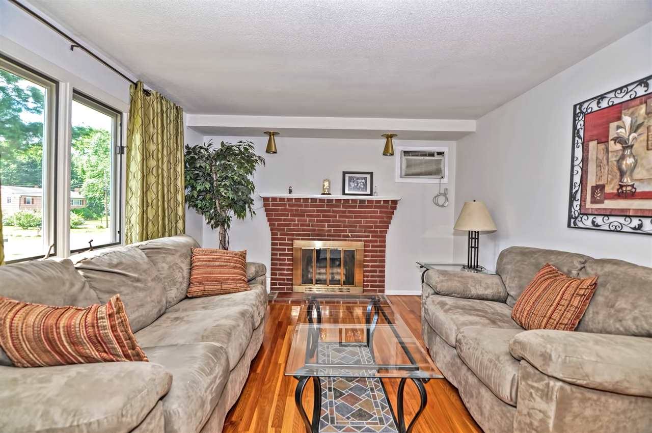 7 Kurt Road Salem, NH 03079 - Photo 8 of 26 Gallery Image 8