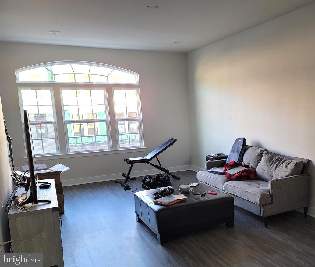 2616 Velocity Road Herndon, VA 20171 - Photo 5 of 19