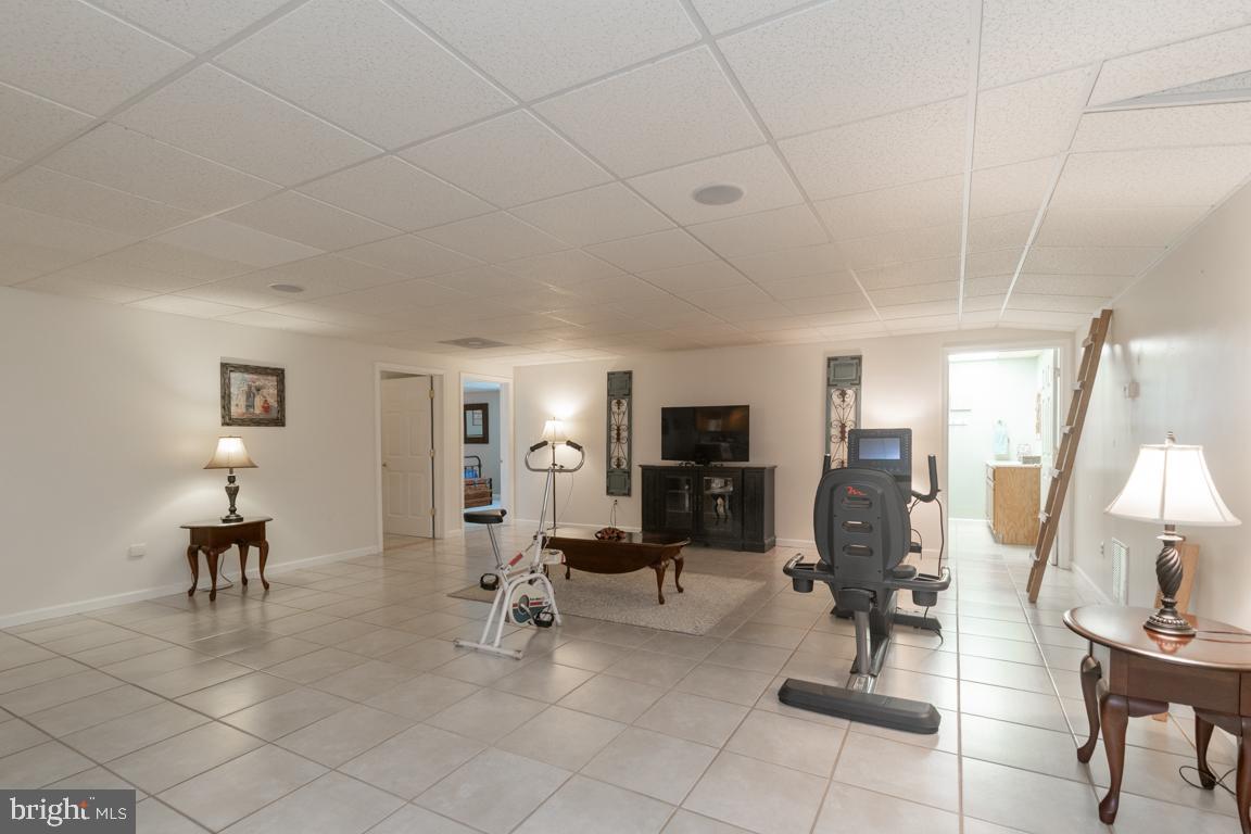 613 Hanover Pike Hampstead, MD 21074 - Photo 37 of 55