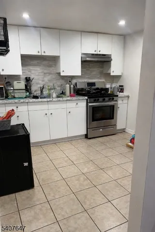 $599,999 | 337 1st Street, Saddle Brook, NJ 07663