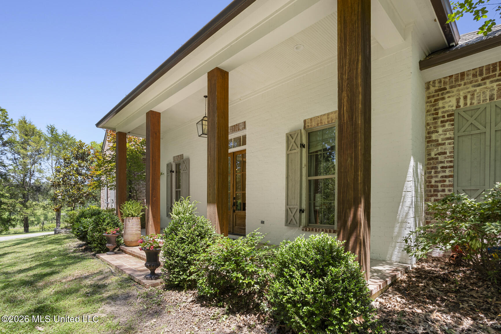 161 Oakdale Road Madison, MS 39110 - Photo 11 of 50 161 Oakdale-10