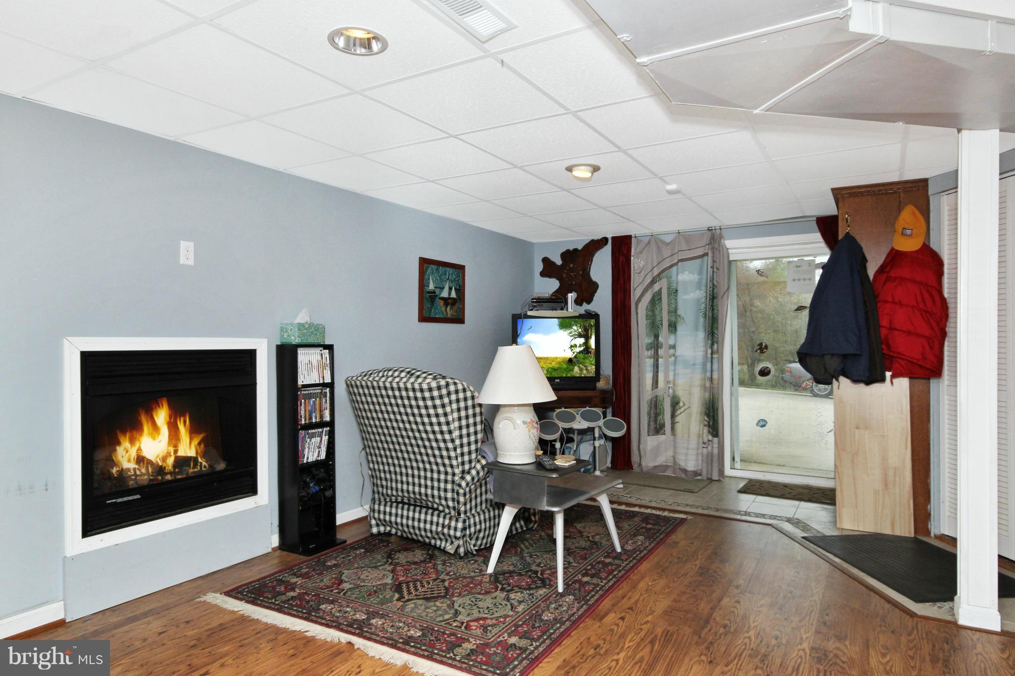 29210 Ridge Road Mount Airy, MD 21771 - Photo 23 of 24 In-Law Suite