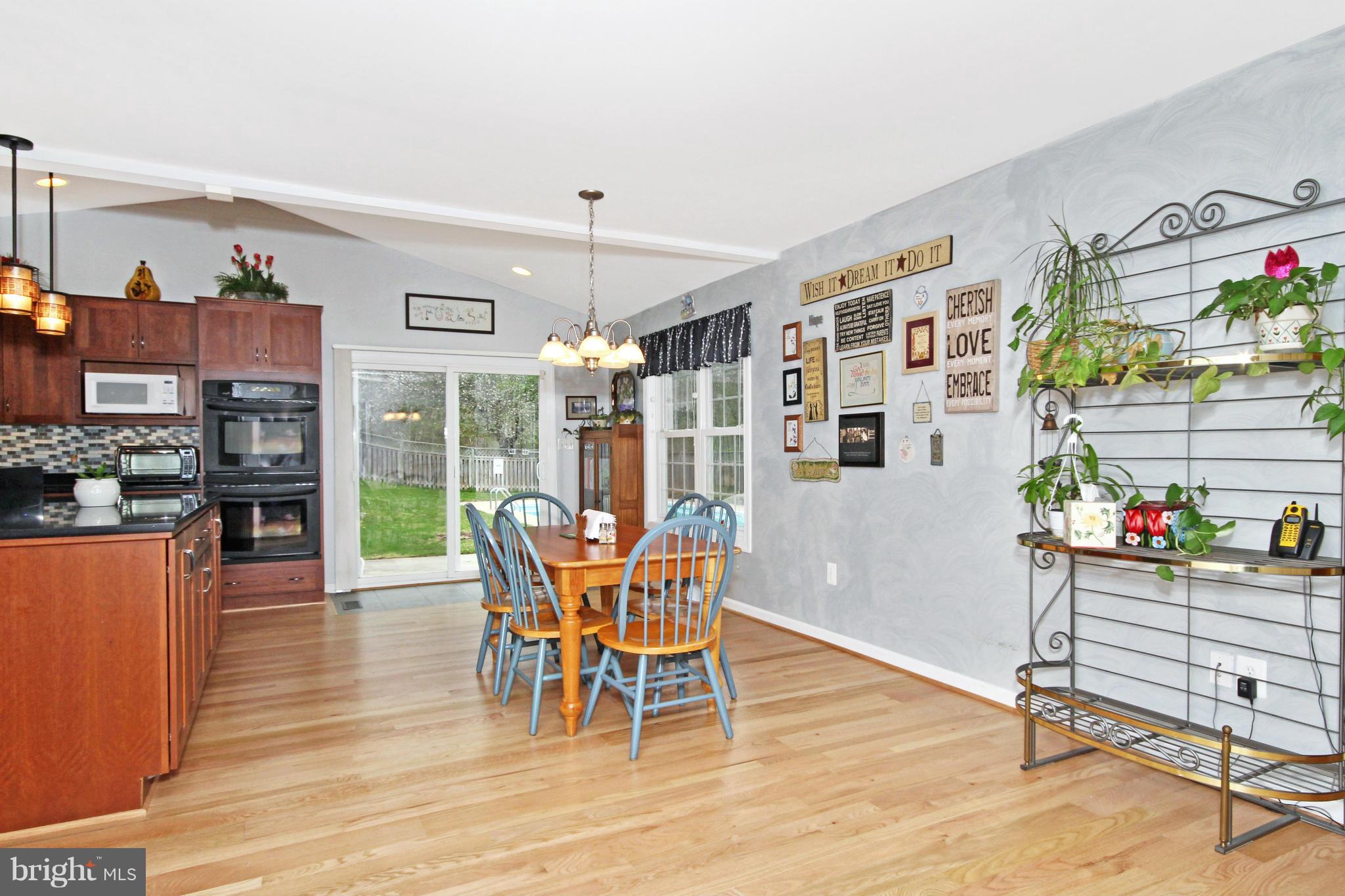 29210 Ridge Road Mount Airy, MD 21771 - Photo 9 of 24 Interior (General)
