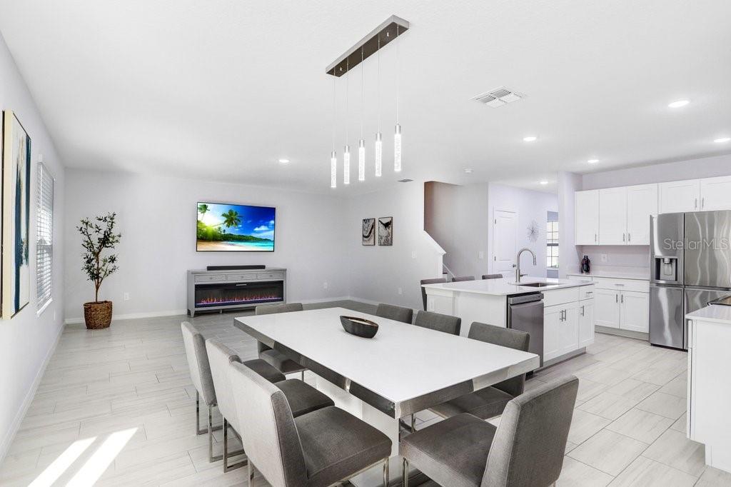 2401 Lanier Road Zephyrhills, FL 33541 - Photo 17 of 63