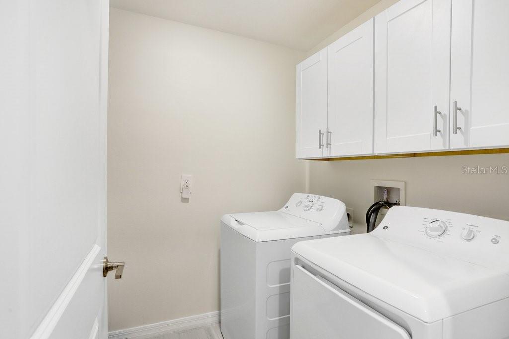 2401 Lanier Road Zephyrhills, FL 33541 - Photo 33 of 63