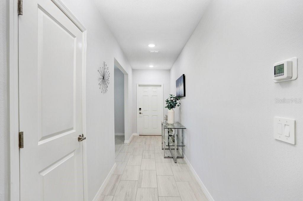 2401 Lanier Road Zephyrhills, FL 33541 - Photo 5 of 63