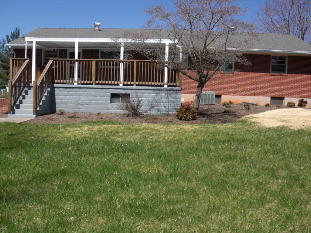 2891 Rhodes Avenue Vinton, VA 24179 - Photo 14 of 17 covered porch