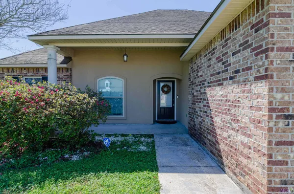 $275,900 | 2264 Zelmere Street, Zachary, LA 70791