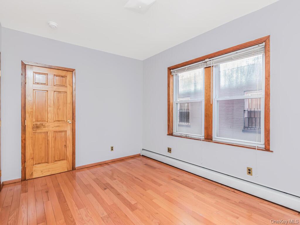 21-62 24th Street Queens, NY 11105 - Photo 11 of 46