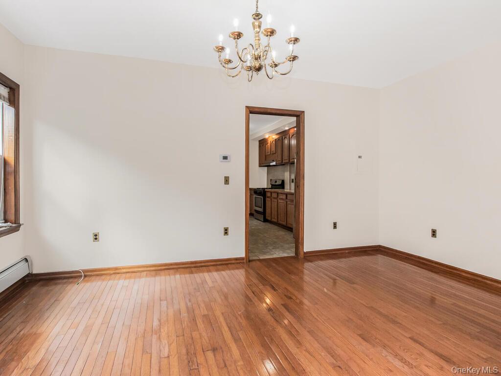 21-62 24th Street Queens, NY 11105 - Photo 18 of 46