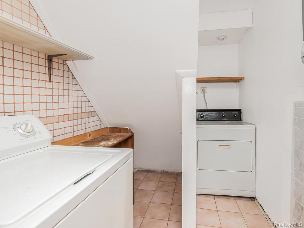 21-62 24th Street Queens, NY 11105 - Photo 33 of 46