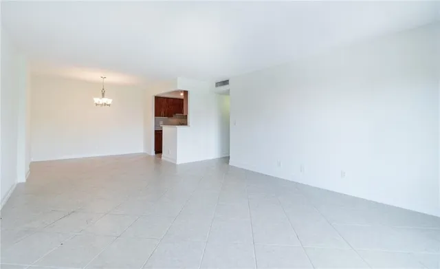 $420,000 | 950 Ponce De Leon Road, Unit 408, Boca Raton, FL 33432