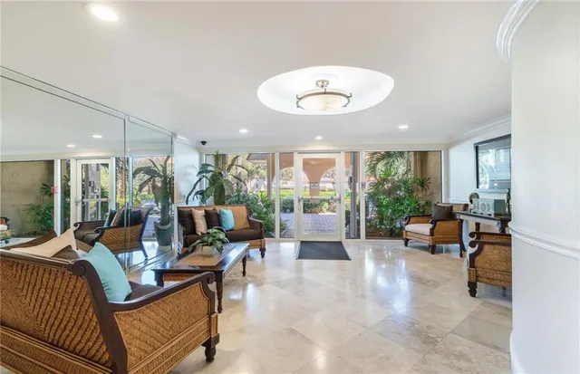 $420,000 | 950 Ponce De Leon Road, Unit 408, Boca Raton, FL 33432