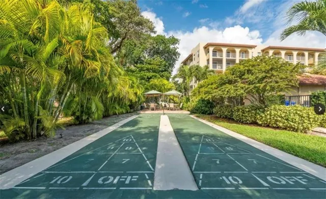 $420,000 | 950 Ponce De Leon Road, Unit 408, Boca Raton, FL 33432