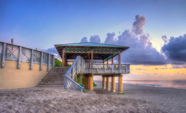 $420,000 | 950 Ponce De Leon Road, Unit 408, Boca Raton, FL 33432