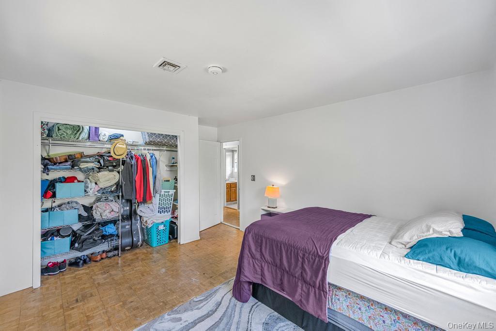 4 Cooks Lane Westhampton, NY 11977 - Photo 25 of 33 Bedroom with a closet