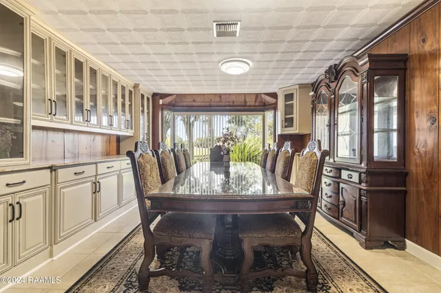 $4,000 | 1412 Highway 167, Abbeville, LA 70510