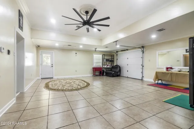 $4,000 | 1412 Highway 167, Abbeville, LA 70510