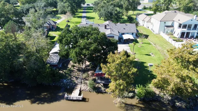 $4,000 | 1412 Highway 167, Abbeville, LA 70510