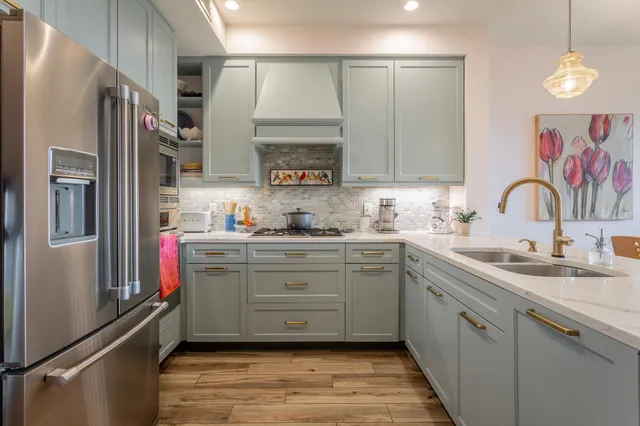 $725,000 | 200 Manufacturers Road, Unit 507, Chattanooga, TN 37405