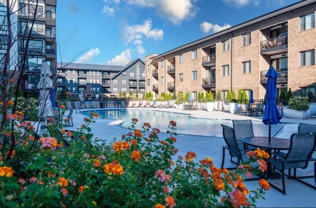 $725,000 | 200 Manufacturers Road, Unit 507, Chattanooga, TN 37405