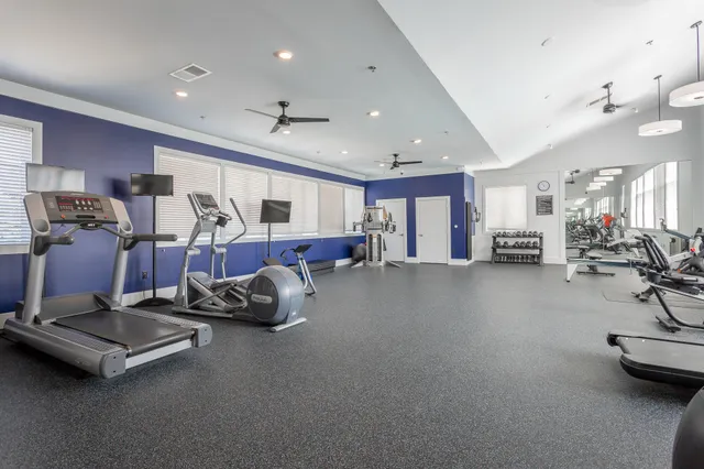 $725,000 | 200 Manufacturers Road, Unit 507, Chattanooga, TN 37405