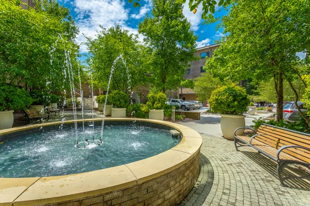 $725,000 | 200 Manufacturers Road, Unit 507, Chattanooga, TN 37405