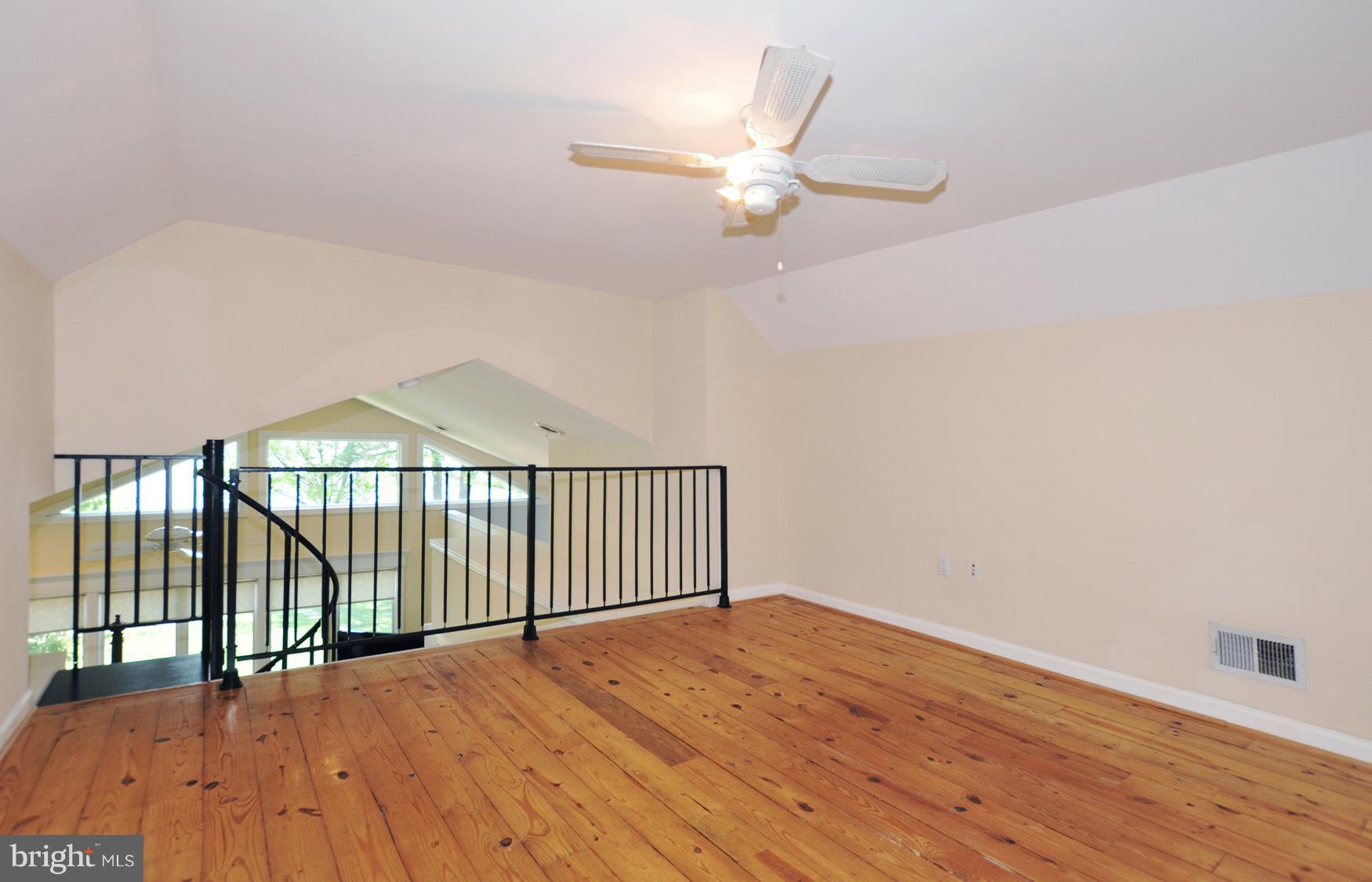 2027 Chesapeake Road Annapolis, MD 21409 - Photo 35 of 72 Loft @Master BR